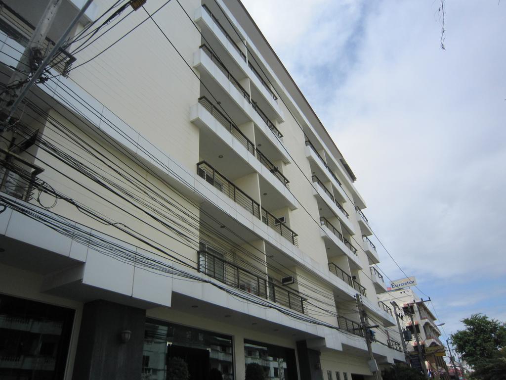 The New Eurostar Jomtien Beach Hotel Bagian luar foto