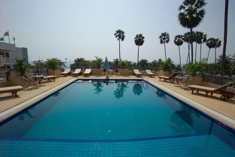 The New Eurostar Jomtien Beach Hotel Bagian luar foto