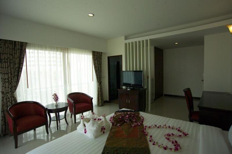 The New Eurostar Jomtien Beach Hotel Bagian luar foto